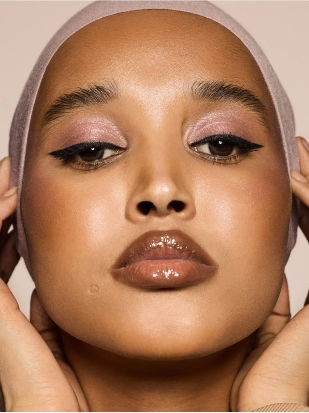 Fenty Beauty Flypencil Longwear Pencil Eyeliner Shade - “Cuz I’m Black”
